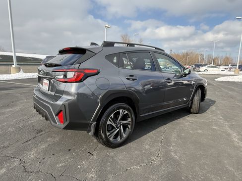 Used 2024 Subaru Crosstrek 2.0i Premium image 9