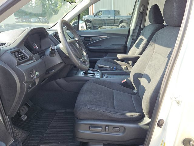 Used 2019 Honda Pilot EX image 10