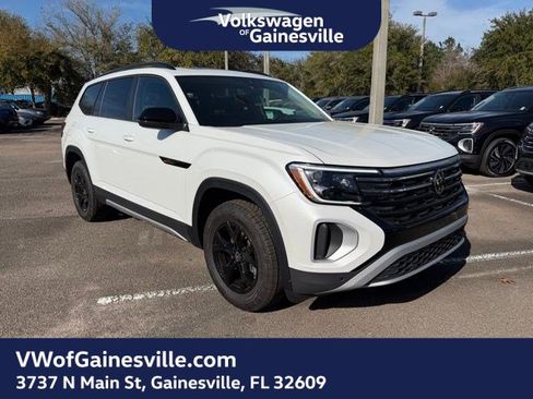 New 2026 Volkswagen Atlas Peak Edition AWD/4WD image 1