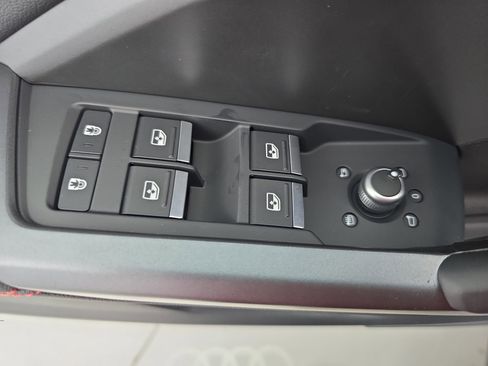 New 2025 Audi Q3 2.0T Premium Plus image 26