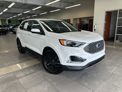 Used 2023 Ford Edge SEL w/ Convenience Package