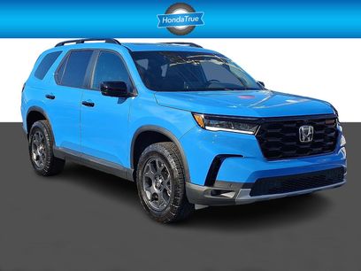 Certified 2025 Honda Pilot TrailSport