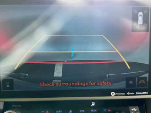 Used 2023 Toyota Tundra Limited image 23