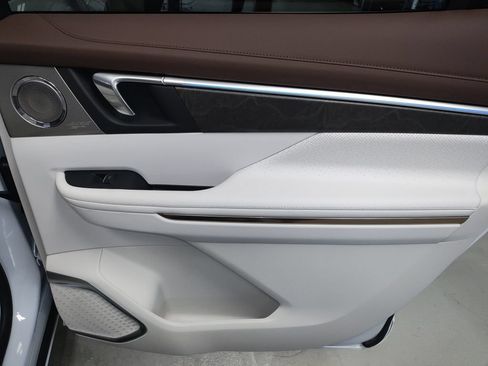 New 2026 Buick Enclave Avenir w/ Super Cruise Package AWD/4WD image 14