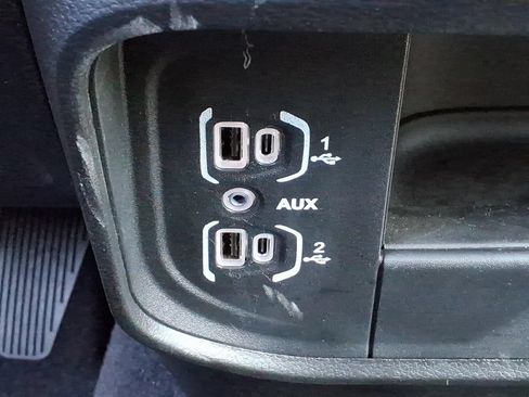 Used 2026 RAM 2500 Big Horn AWD/4WD image 27