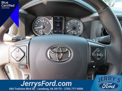 Used 2023 Toyota Tacoma TRD Off-Road image 22