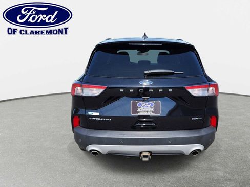 Used 2022 Ford Escape Titanium w/ Class II Trailer Tow Package AWD/4WD image 17