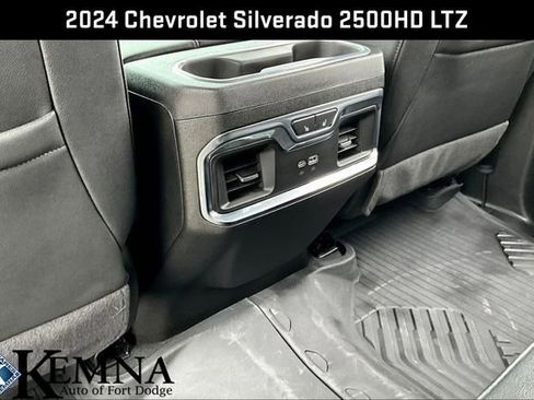 Used 2024 Chevrolet Silverado 2500 LTZ w/ LTZ Premium Package image 14