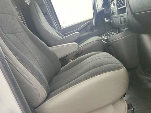 Used 2025 Chevrolet Express 2500 w/ Driver Convenience Package RWD image 21