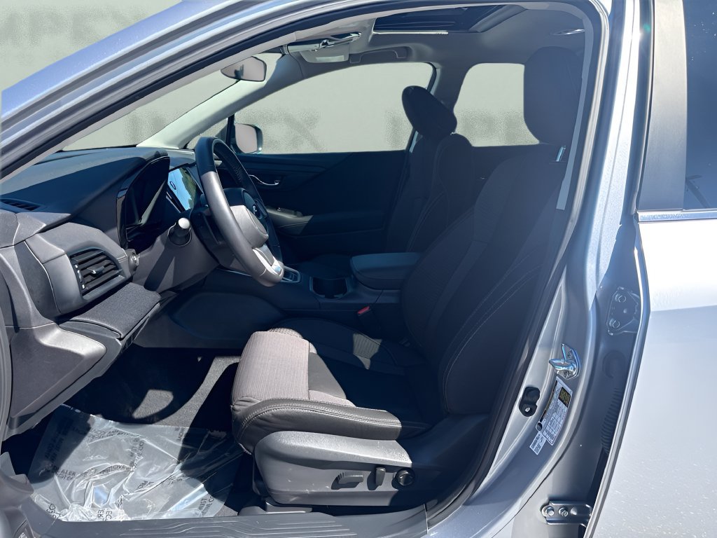 Used 2025 Subaru Outback Premium AWD/4WD image 9