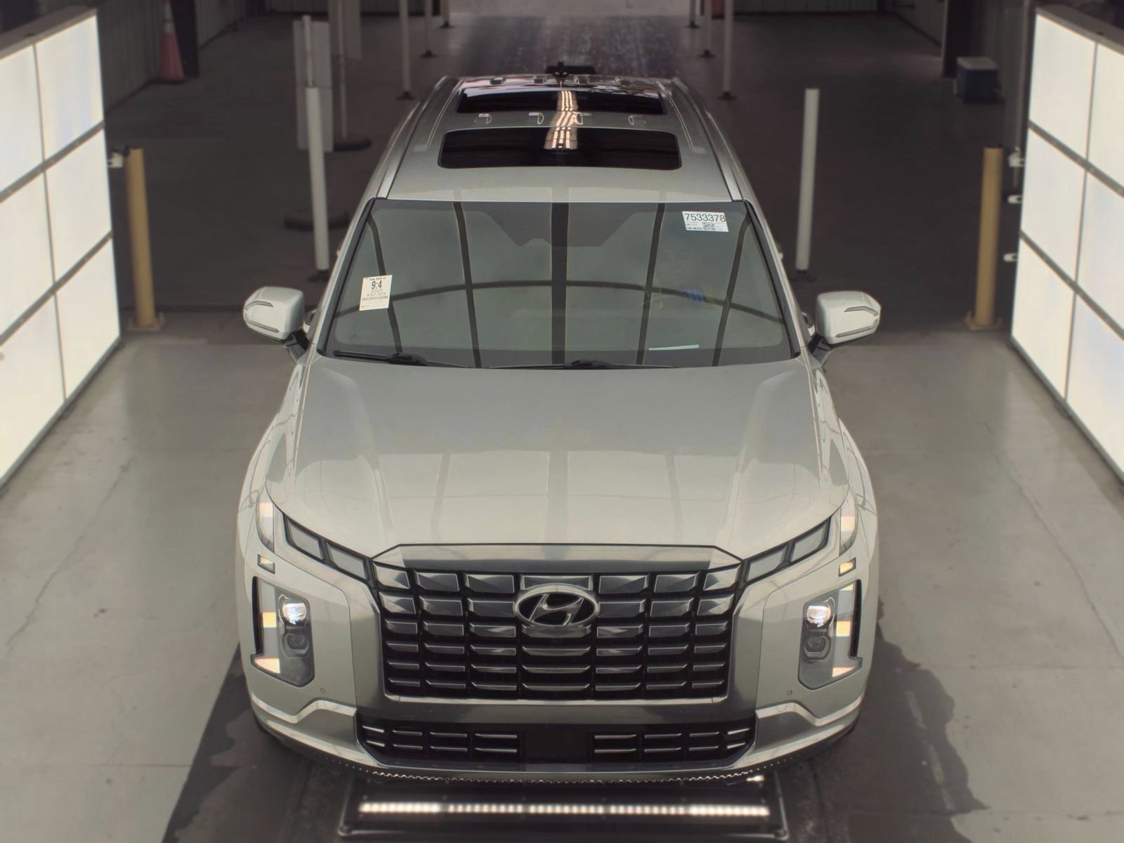 Used 2023 Hyundai Palisade Calligraphy AWD/4WD image 3