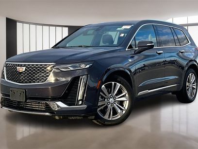 New 2025 Cadillac XT6 Premium Luxury