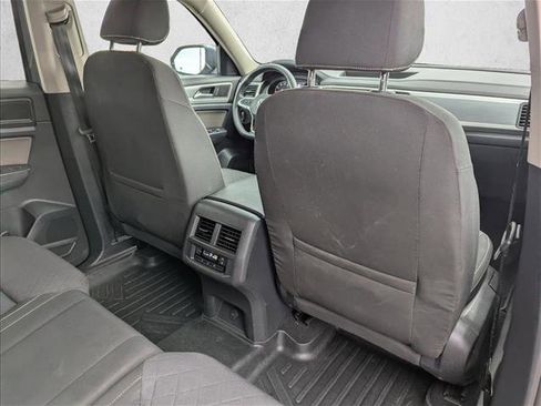 Used 2021 Volkswagen Atlas S image 28