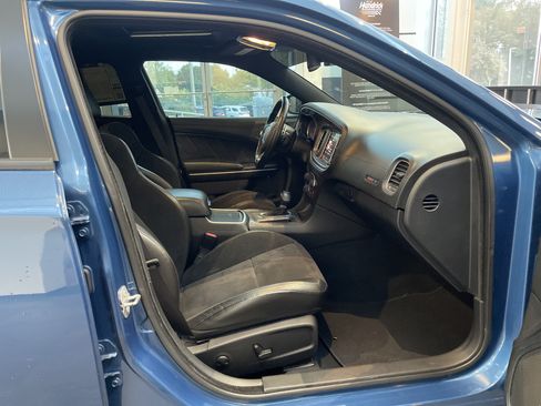 Used 2022 Dodge Charger Scat Pack RWD image 38