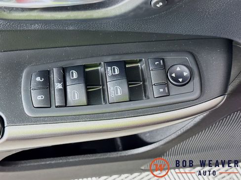 Used 2019 Jeep Cherokee Limited AWD/4WD image 18