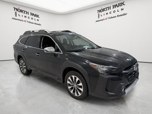 Used 2025 Subaru Outback Touring XT AWD/4WD image 7