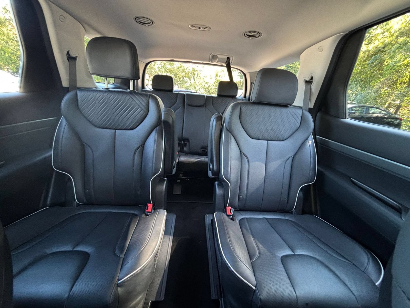 Used 2025 Hyundai Palisade SEL FWD image 41