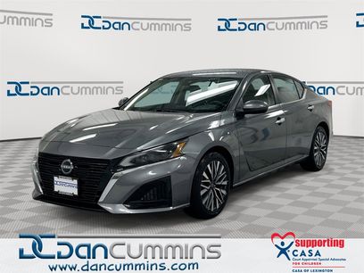 Used 2023 Nissan Altima 2.5 SV