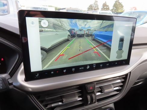 New 2026 Ford Escape SE image 12