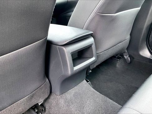 Used 2020 Toyota Camry LE image 11