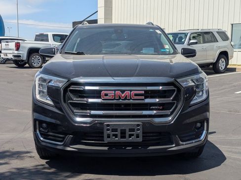 Used 2022 GMC Terrain AT4 w/ Infotainment Package II image 9