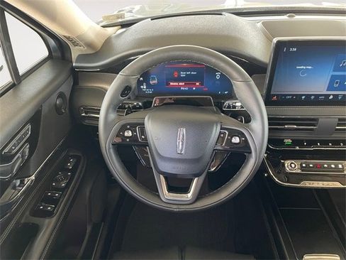 New 2025 Lincoln Corsair Reserve w/ Equipment Group 202A image 12