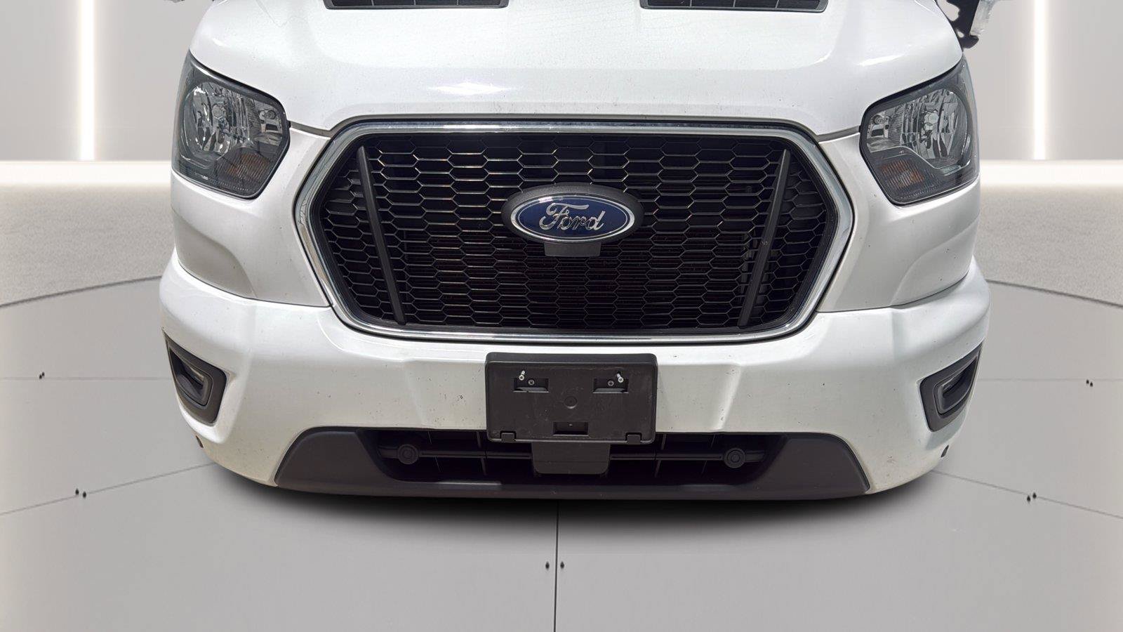 Used 2024 Ford Transit 350 XLT RWD image 31