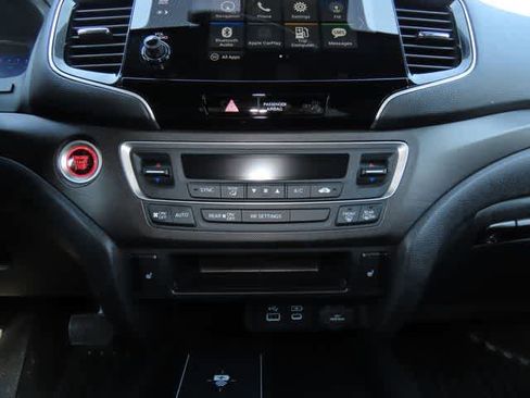 Certified 2024 Honda Passport TrailSport image 21