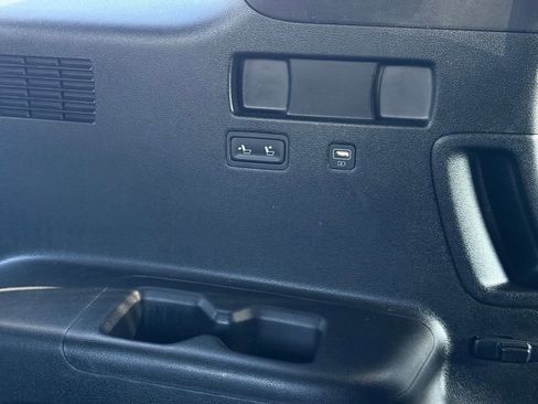 Used 2020 Hyundai Palisade Limited w/ Winter Weather Package image 58