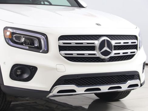 Used 2023 Mercedes-Benz GLB 250 4MATIC image 44