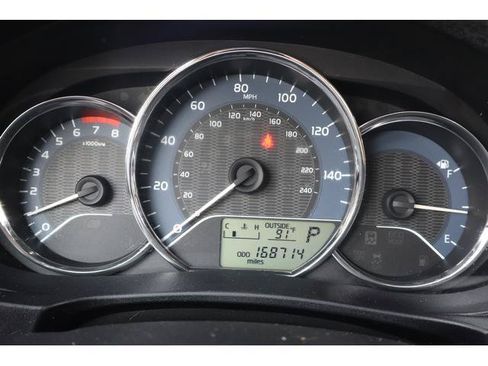 Used 2014 Toyota Corolla LE w/ Body Protection Package FWD image 16