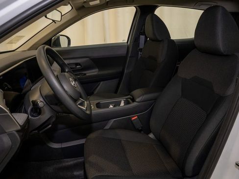 New 2026 Nissan Kicks S image 11