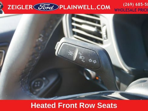 Used 2022 Ford Escape SE w/ Cold Weather Package image 24