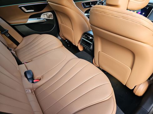 New 2026 Mercedes-Benz E 350 Sedan image 11