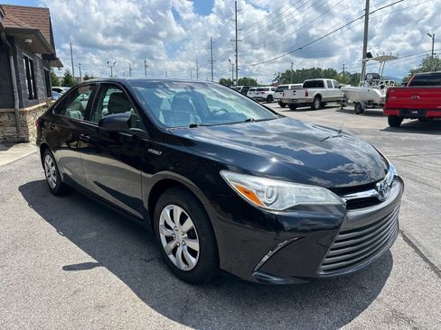 Used 2016 Toyota Camry LE FWD image 8