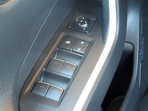 Used 2022 Toyota RAV4 Limited AWD/4WD image 28