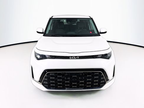 Used 2023 Kia Soul GT-Line FWD image 3
