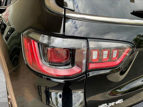 Used 2023 Jeep Compass Limited AWD/4WD image 22
