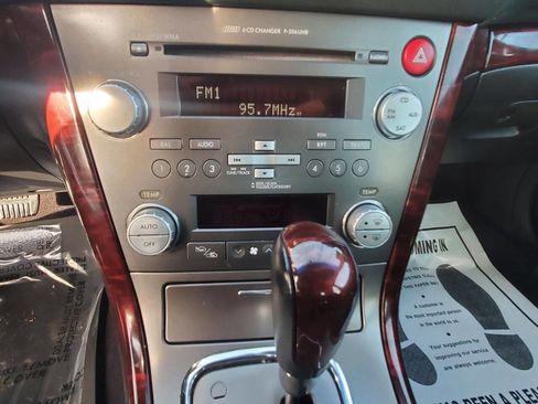 Used 2009 Subaru Legacy 2.5i Limited image 15