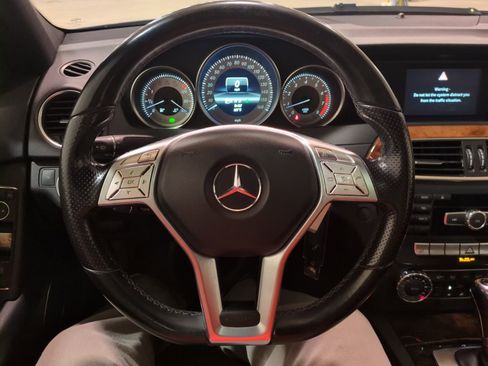 Used 2013 Mercedes-Benz C 300 4MATIC Sedan image 17