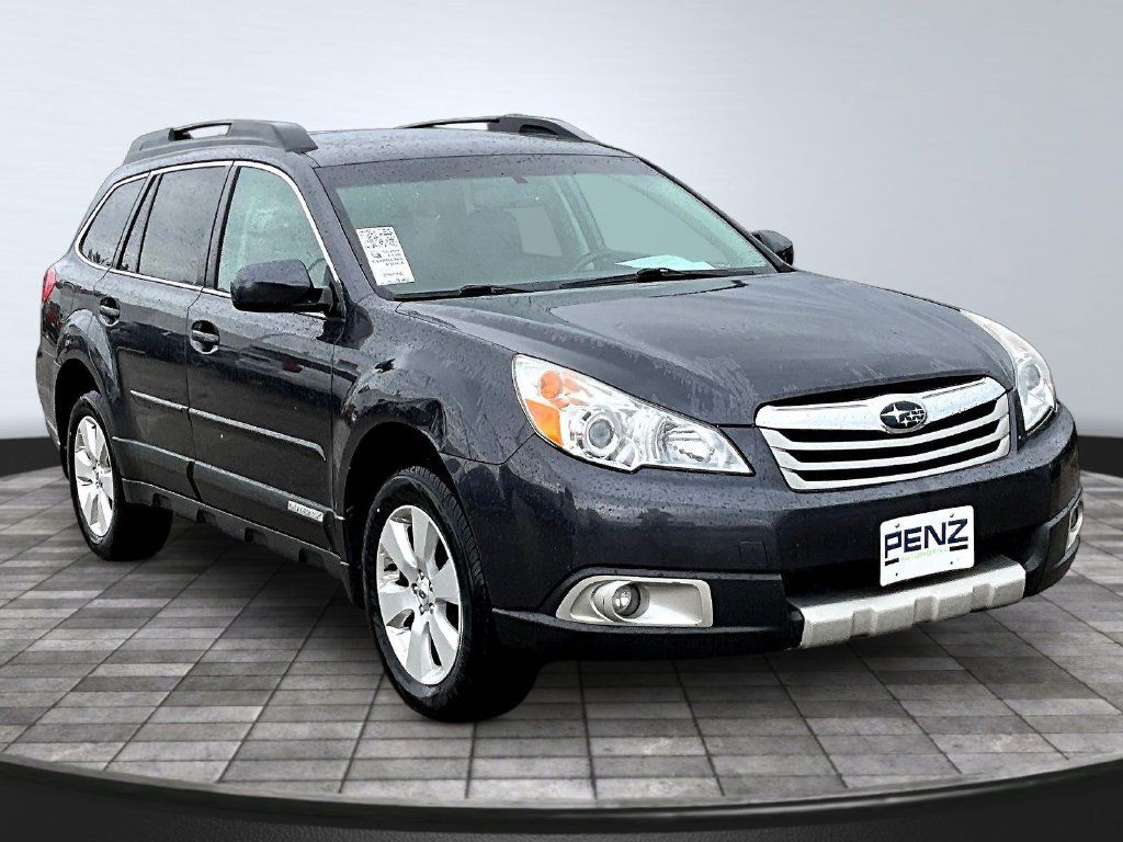 Used 2012 Subaru Outback 2.5i Limited w/ Moonroof Pkg AWD/4WD image 3