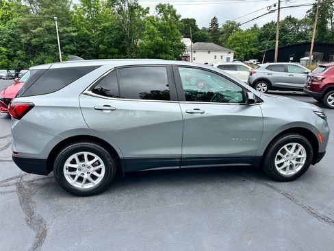 Used 2023 Chevrolet Equinox LT image 4
