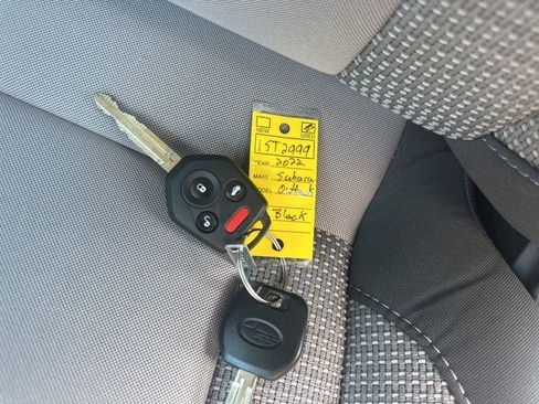 Used 2022 Subaru Outback Premium image 32