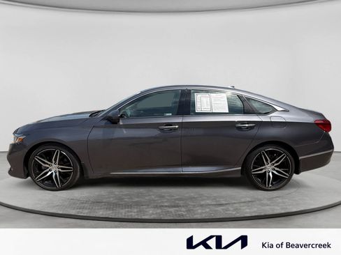 Used 2022 Honda Accord Touring image 8