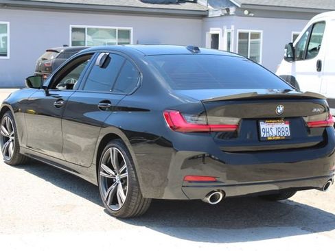 Used 2023 BMW 330i Sedan w/ Convenience Package RWD image 3