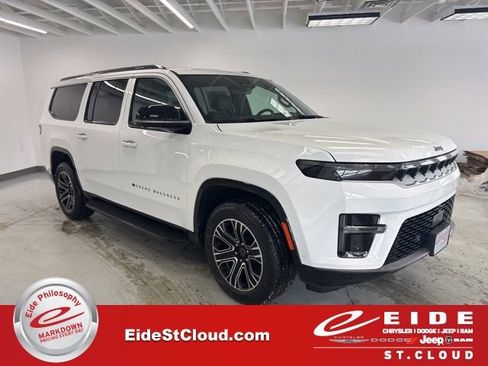 New 2026 Jeep Grand Wagoneer L 4x4 image 1