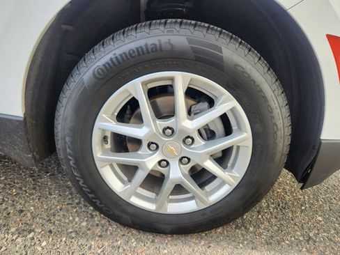 Used 2024 Chevrolet Equinox LT AWD/4WD image 20