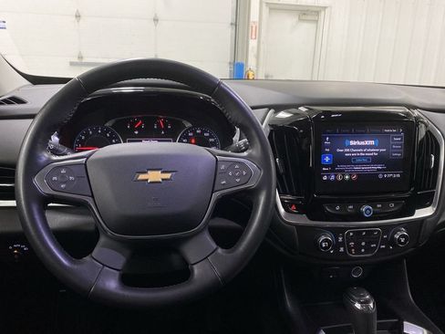 Used 2020 Chevrolet Traverse LT w/ LPO, Floor Liner Package FWD image 19