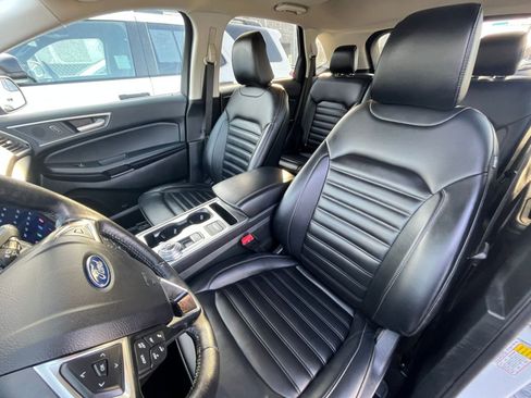 Used 2024 Ford Edge SEL image 37