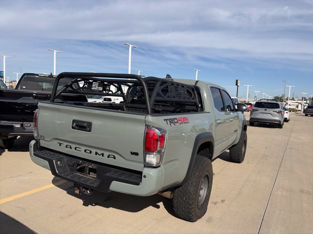 Used 2023 Toyota Tacoma TRD Off-Road w/ Technology Package AWD/4WD image 6